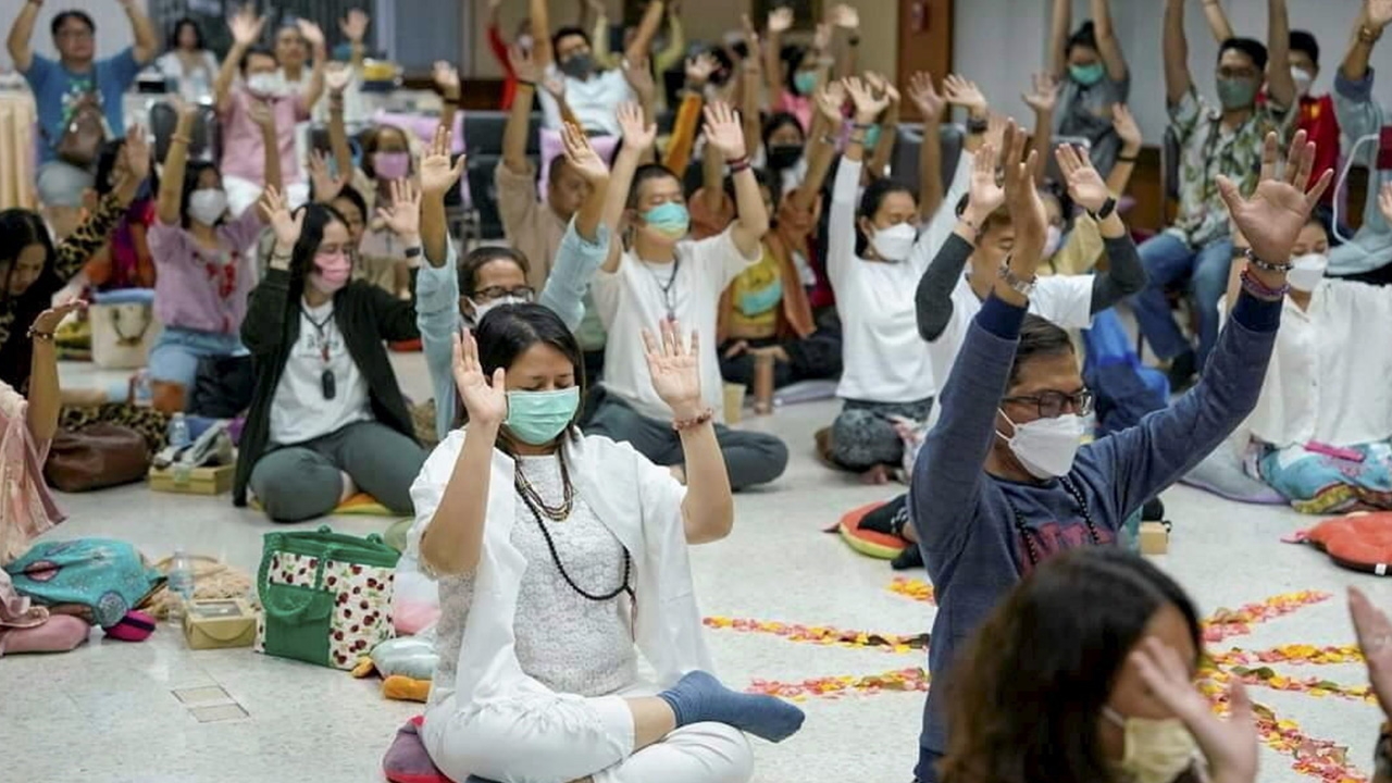 เกลียวสมาธิจักรวาล เยียวยาโลกเยียวยาใจ