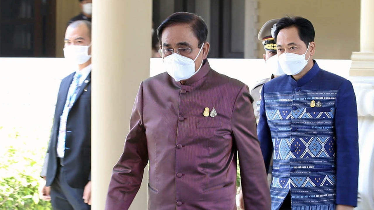 หมด "ลุงตู่" สู่ "ลุงป้อม" สืบต่ออํานาจ พลังประชารัฐจุดพลุพี่ใหญ่รับได้ 