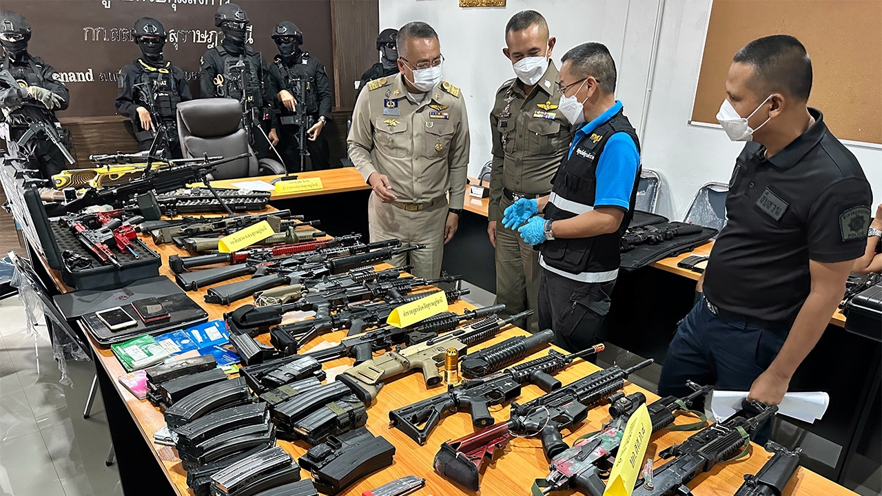 ผบ.ตร.สั่งจับโชว์ปืน