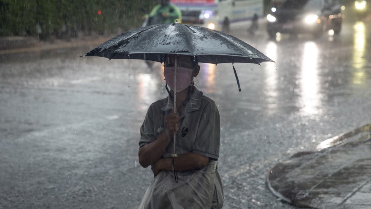 สภาพอากาศวันนี้ ไทยตอนบนอากาศยังเย็น เหนือ-อีสานอุณหภูมิลด ใต้ฝนตกหนัก