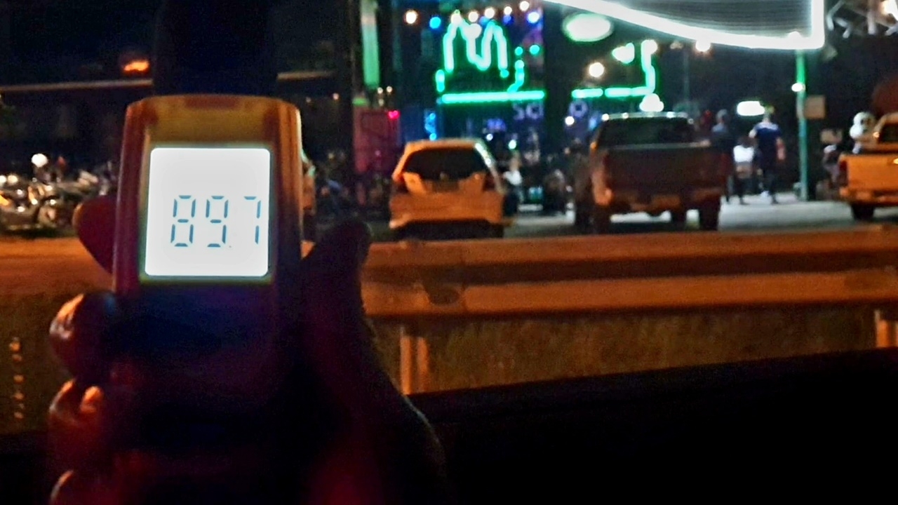 ชาวบ้านสุรินทร์สุดทน ร้านอาหารเปิดเพลงเสียงดัง แถมเปิดเกินเวลา