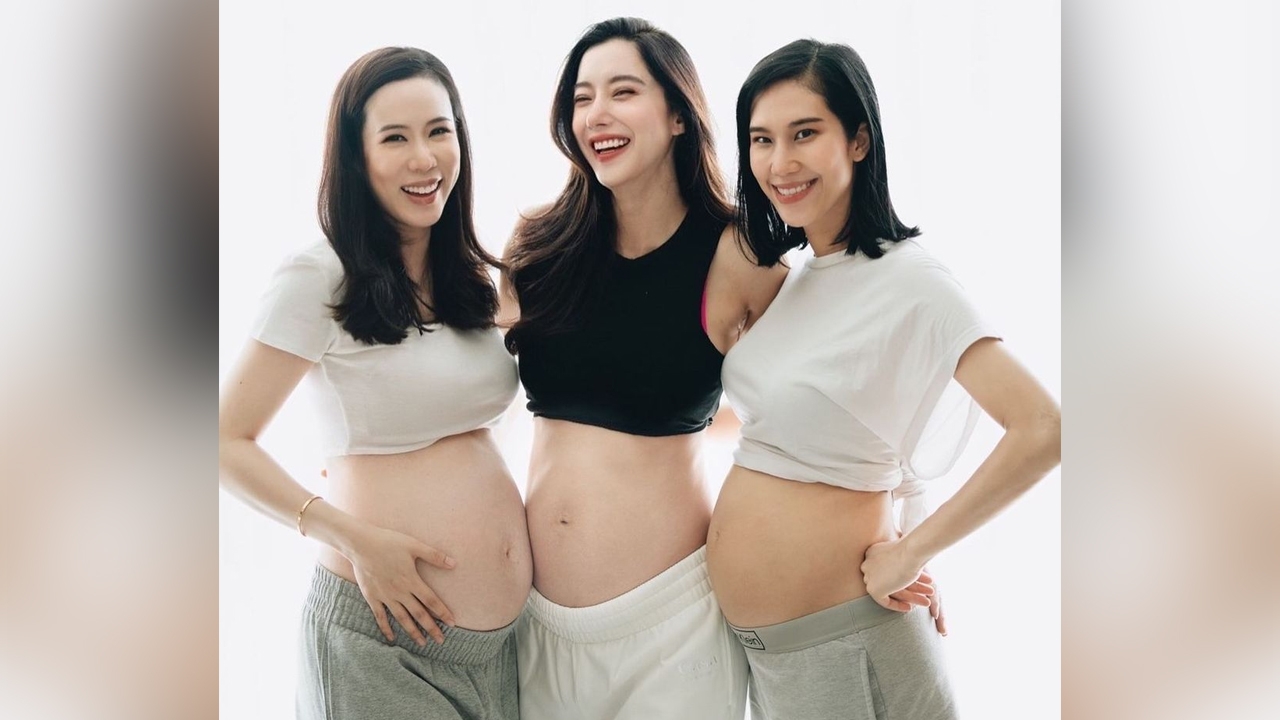 ไอซ์ อภิษฎา ถ่ายรูปกับเพื่อนท้อง พุงเล็กกว่าเพื่อน ทั้งที่ห่างแค่ 2 วีก
