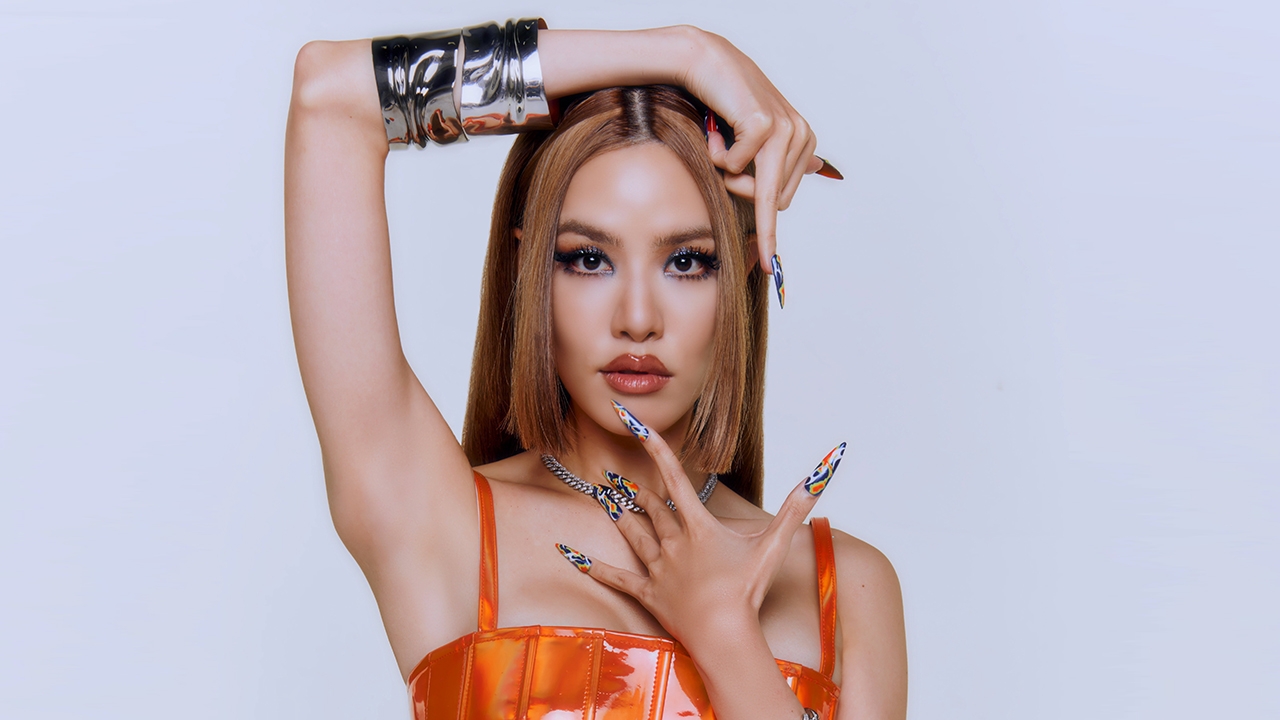 เบรกละคร! “เกรซ-กาญจน์เกล้า” ทุ่มเทเป็นศิลปินเดี่ยวแบบจัดเต็ม