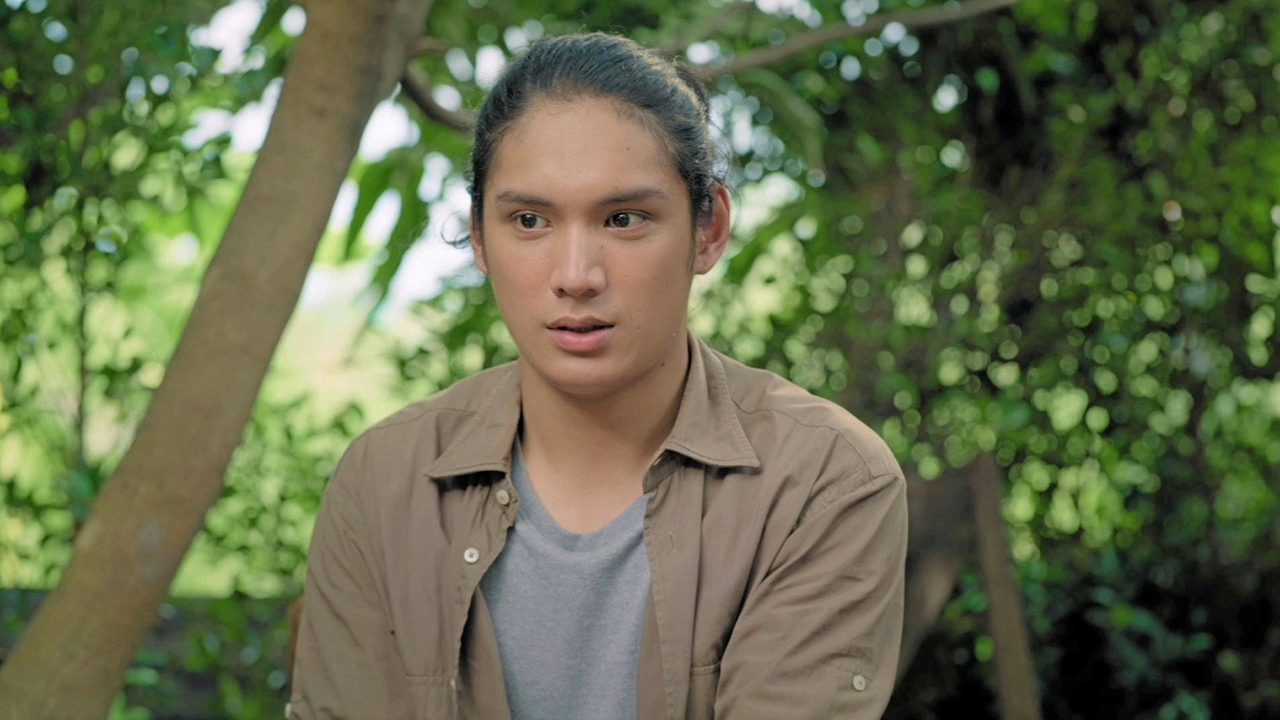 “นีฟ” เปิดฉาก! จุดเริ่มต้นไขว่คว้าตามฝัน วัยรุ่นอยากเป็นนักดนตรีร็อกใน “ไอ้ข้าวแกง”