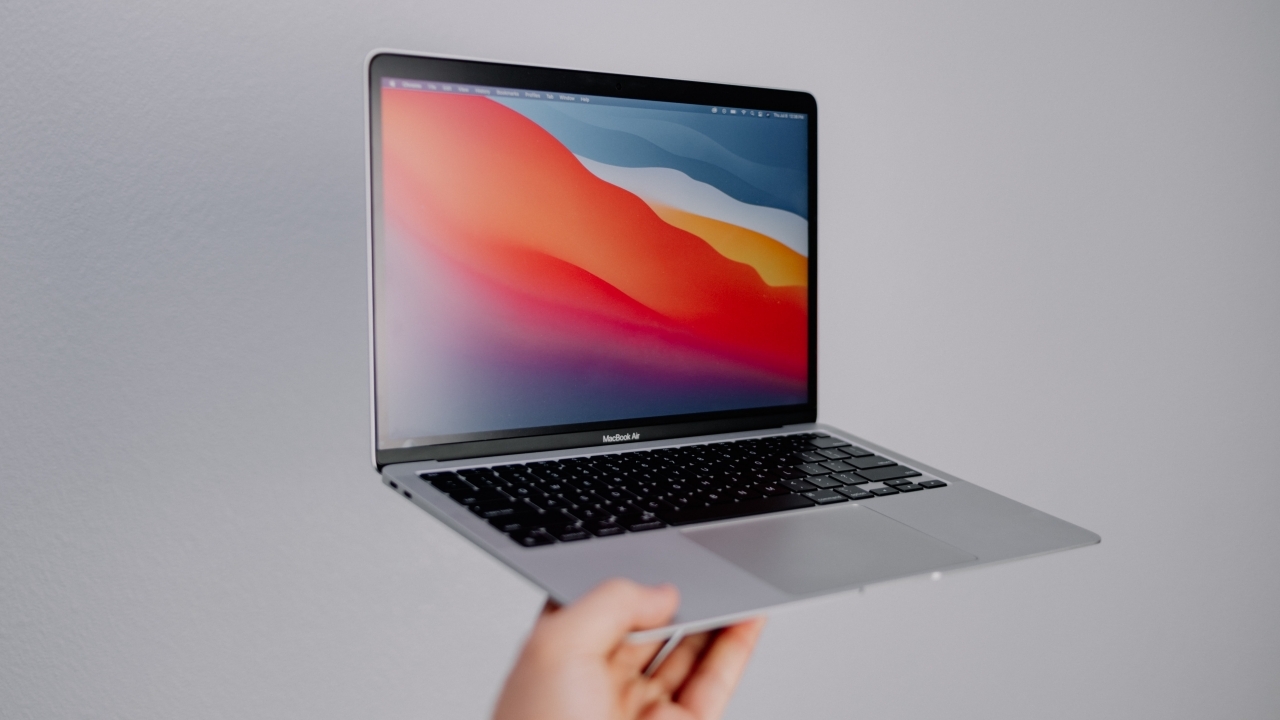 Apple เล็งตั้งฐานการผลิต MacBook ในประเทศไทย