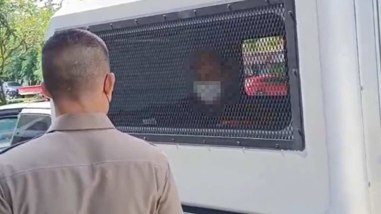 ตำรวจบางชันคุม "ไอซ์ หลุยวิตตอง" ผู้ต้องหาคดีข่มขืนเด็กหญิง ส่งศาลฝากขัง