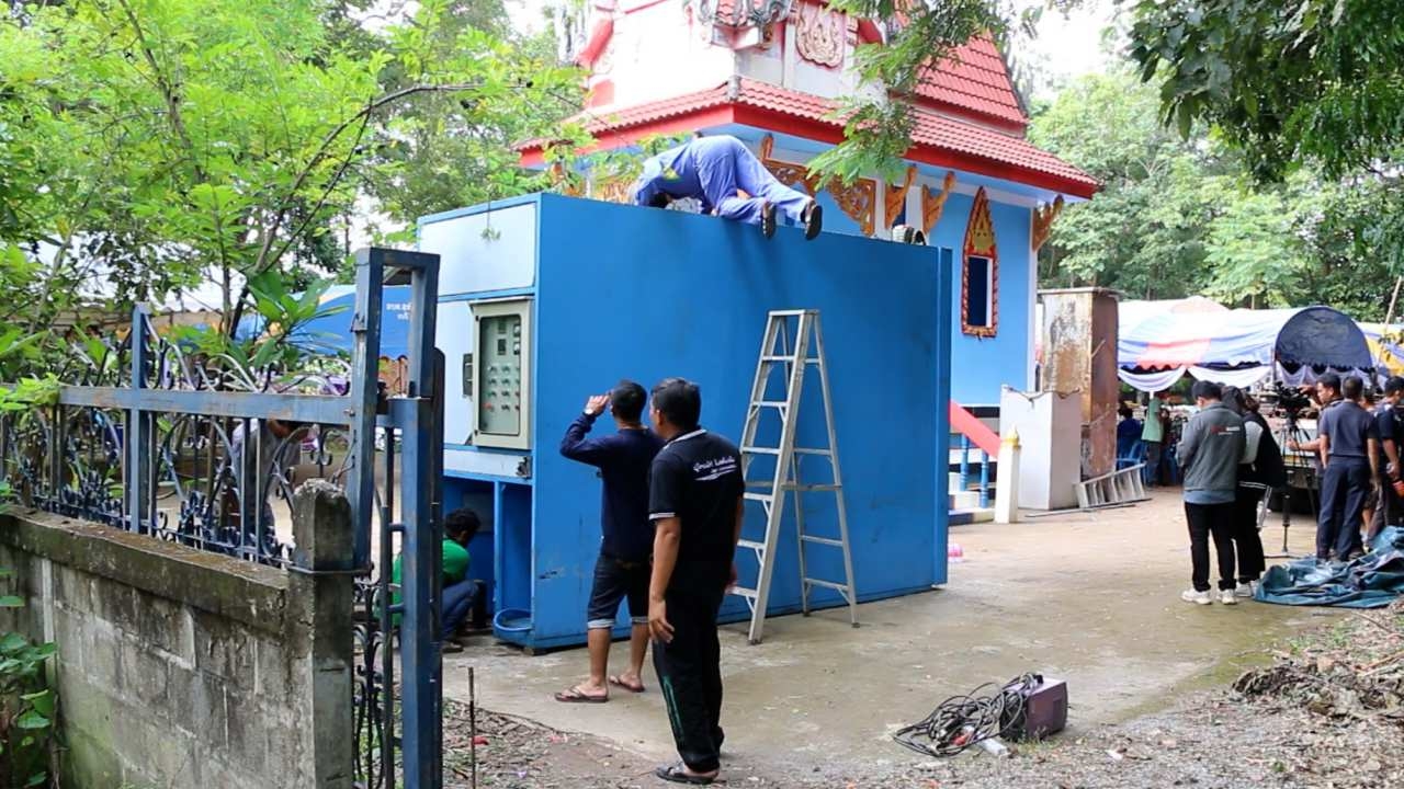 เร่งติดตั้งเตาไฟฟ้า ที่วัดศรีอุทัยให้ทันเผา 9 ศพเย็นนี้ยันไม่ได้เผารวม