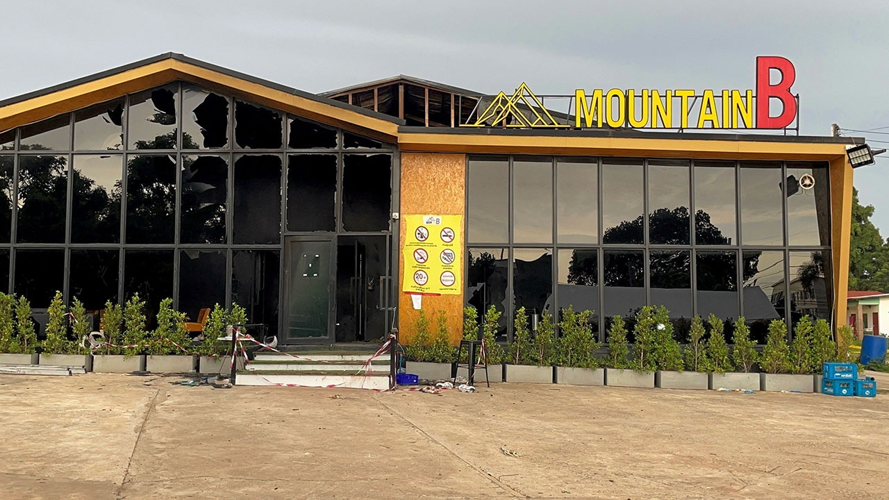 "น้องป๊อป" ศพรายที่ 25 เหยื่อเซ่นผับนรก ถูกไฟคลอกทั่วร่าง นอนรพ.นาน 72 วัน