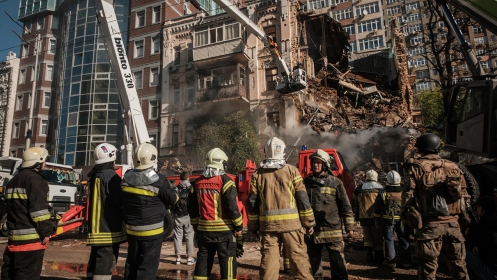 รัสเซียส่งโดรนกามิกาเซ่ถล่มยูเครนอีกระลอก ดับ 8 ศพ-EU จี้คว่ำบาตรอิหร่าน