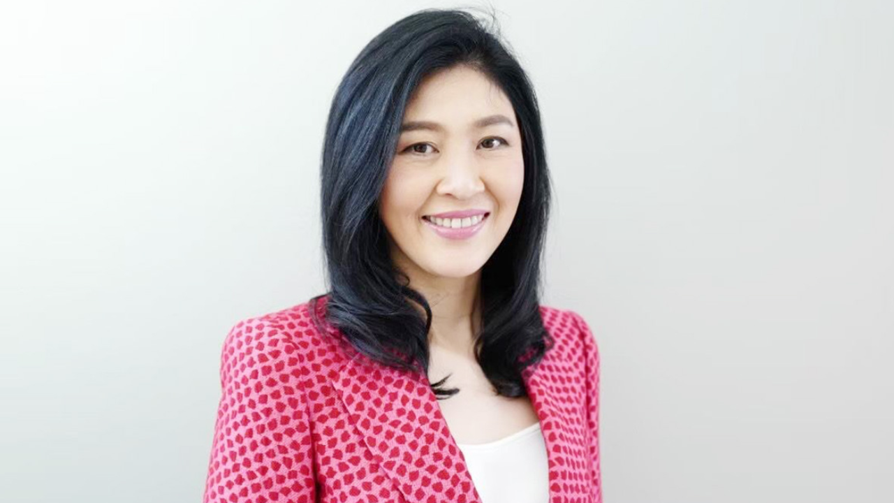 ออกหมายจับ "ยิ่งลักษณ์" คดีใช้อำนาจย้าย "ถวิล เปลี่ยนศรี" โดยมิชอบ