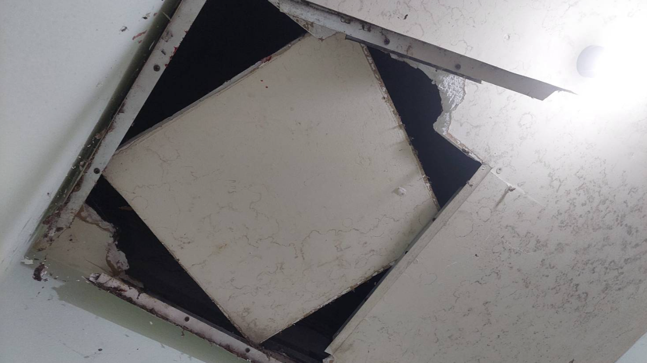 "ครูสาวผวา" โจรร่างท้วม ปีนฝ้าบุกห้องกลางดึก ขอมีเซ็กซ์-เงิน 500 บ.