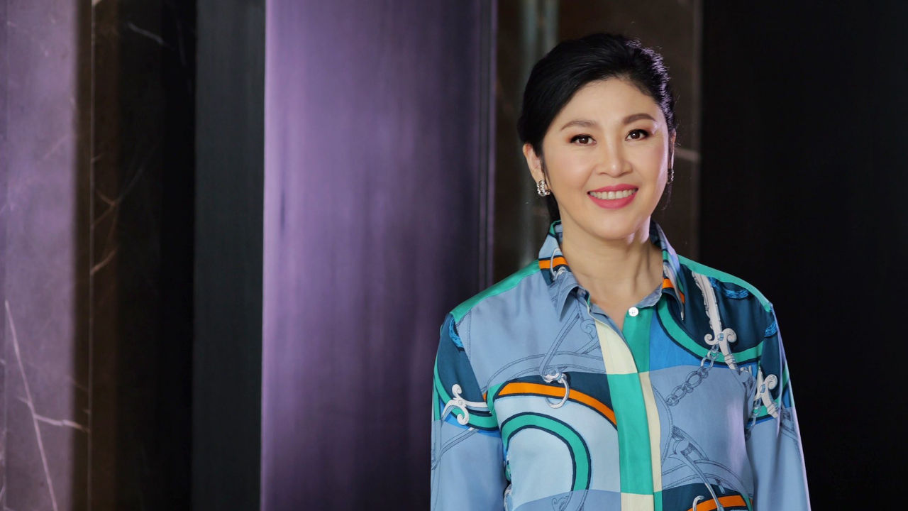 "ยิ่งลักษณ์" ตัดพ้อ มีประเทศเดียว นายกฯ ย้าย ขรก.คนเดียว แล้วถูกดำเนินคดี 