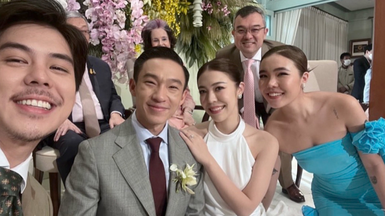 ชื่นมื่น แพร จิราธิวัฒน์ ควงแขน ประภู พรประภา ลั่นระฆังวิวาห์สุดเรียบง่าย