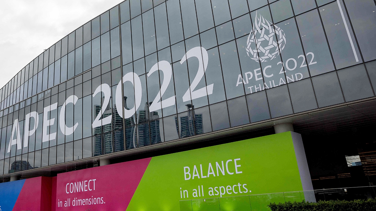 อย่าลืมตักตวง “ความสุข” จากบรรยากาศ “APEC 2022”