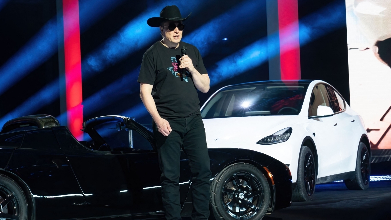 Elon Musk เรียกร้องให้พนักงาน Twitter สร้างวัฒนธรรมการทำงานระดับฮาร์ดคอร์ มิเช่นนั้นก็ออกไป