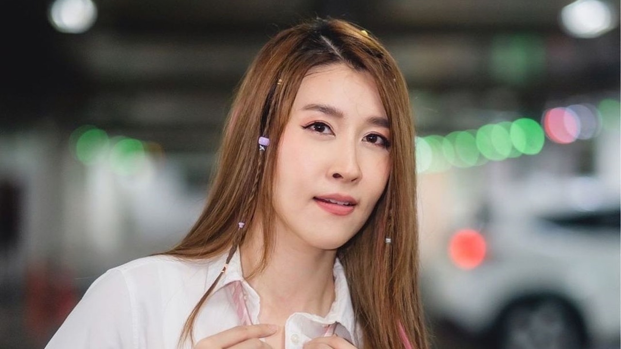 เชียร์ ฑิฆัมพร โพสต์ขอกำลังใจเข้าผ่าตัด ตอบชัดหลังถูกโยงเป็นดาราใกล้คลอด