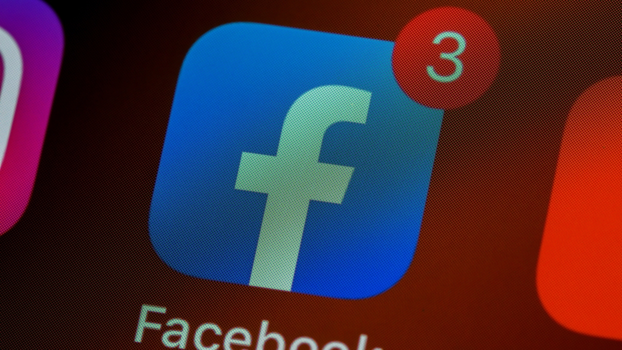 Facebook ลบข้อมูลบางส่วนที่ล้าสมัยบนหน้าโปรไฟล์ เพิ่มความเป็นส่วนตัวแก่ผู้ใช้งานมากขึ้น