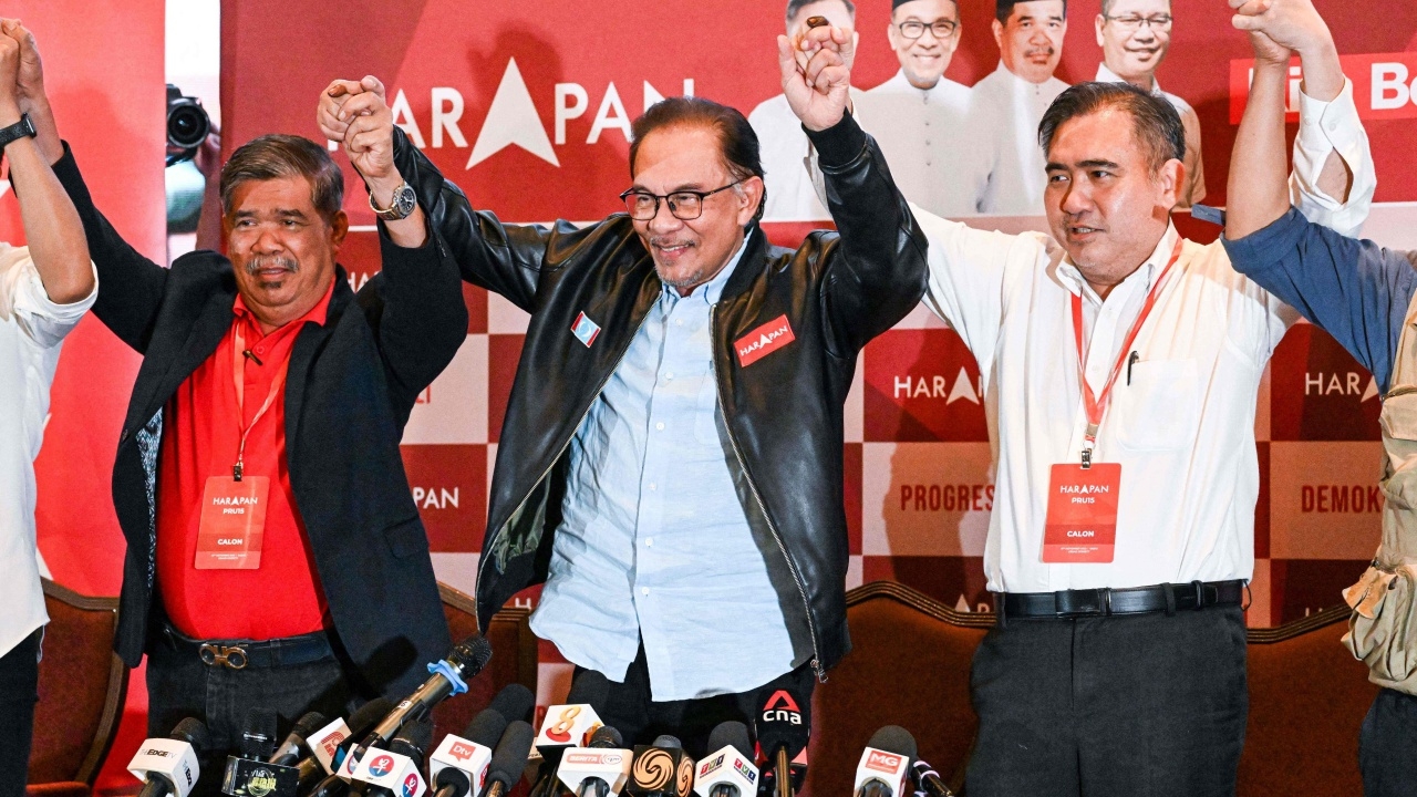 มาเลเซียเจอสภาวะ "สภาแขวน" หลังผลเลือกตั้งทั่วไปสูสี