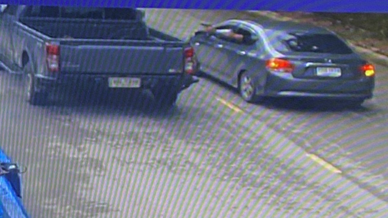 มือปืนขับเก๋งประกบกระบะ ยิงเสี่ยรับเหมาเวียงสระ 20 นัด ตร.เร่งล่าตัวแล้ว