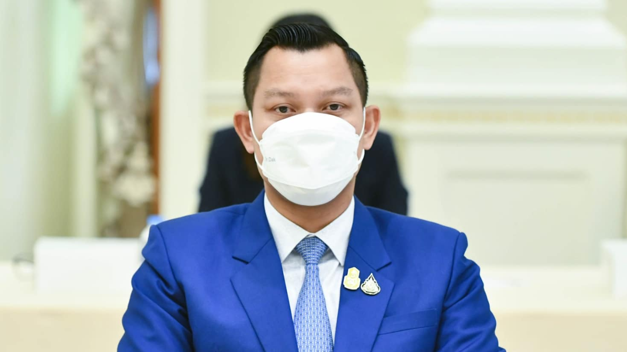 อย่าให้ซ้ำรอยอดีต “ธนกร” ขอคนเห็นต่างวางเรื่องการเมือง ร่วมเป็นเจ้าภาพที่ดี