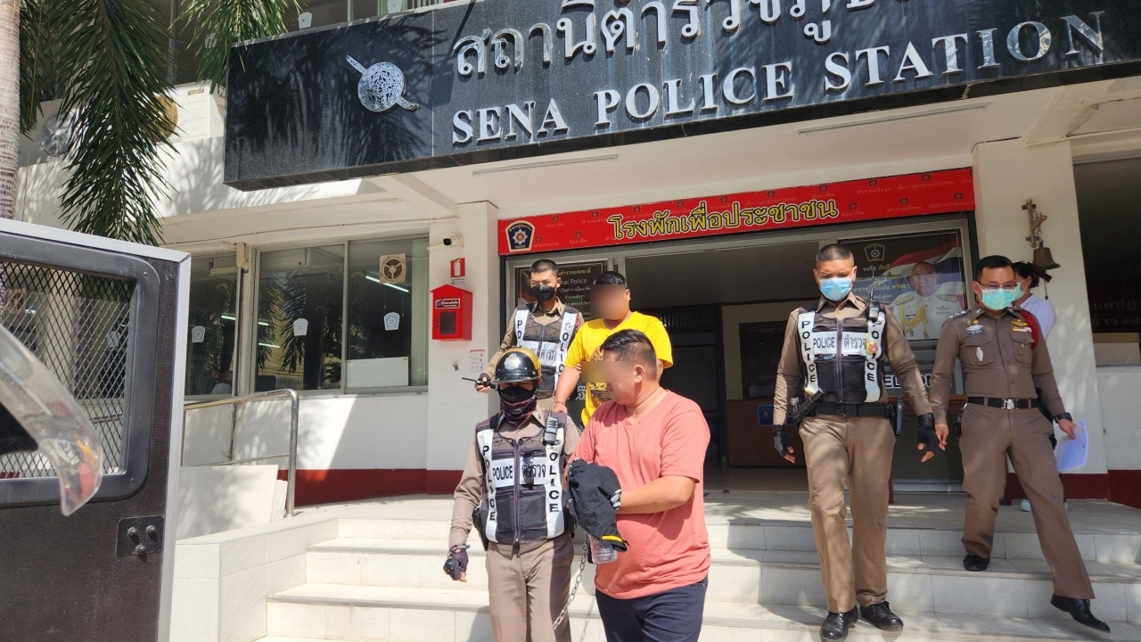 ฝากขัง 3 คนร้ายปล้นร้านทองในห้างดังอยุธยา แฉอดีต สท.คนดังเสนาเป็นคนวางแผน
