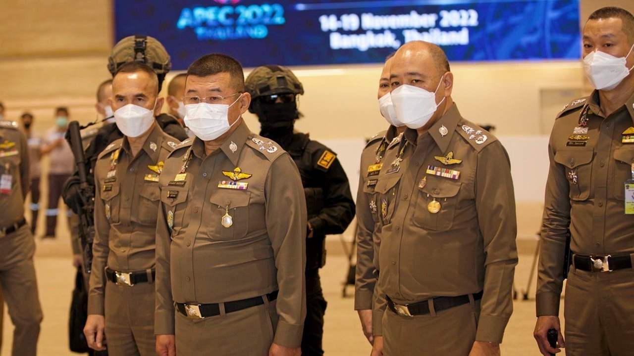 ใช้ 35,000 นาย คุมเข้มเวทีเอเปก “บิ๊กเด่น” ขู่ม็อบลํ้าเส้น งัดกฎหมายหนักจัดการ