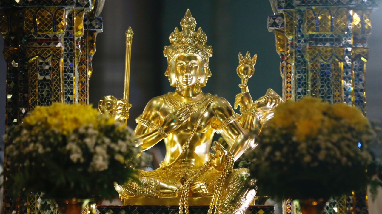 พระพรหมสี่หน้าในศาลไทย