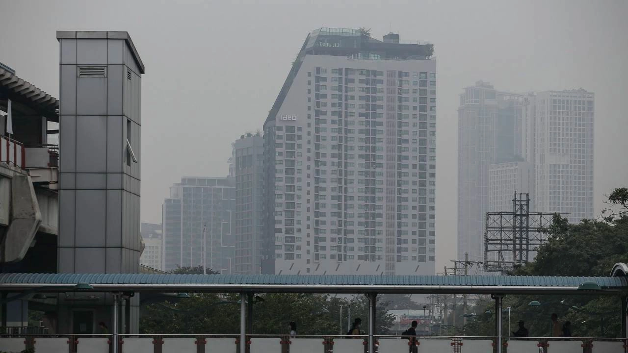 ค่าฝุ่น PM 2.5 เช้านี้เกินมาตรฐาน 2 พื้นที่ คุณภาพอากาศอยู่ระดับปานกลาง