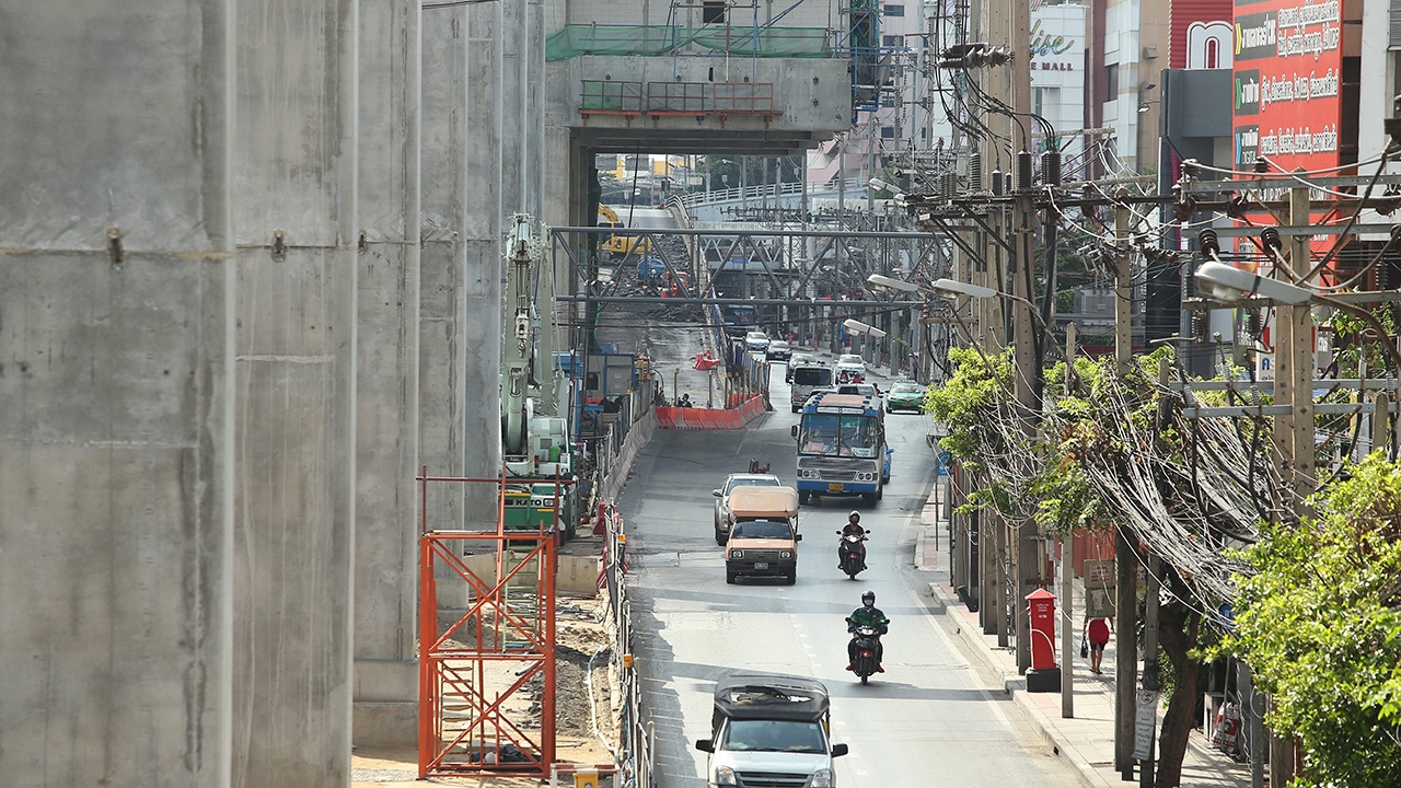 กทม.ประสาน รฟม.,ไฟฟ้า คืนผิว, สายไฟลงดิน-แนวสีเหลืองถนนลาดพร้าว
