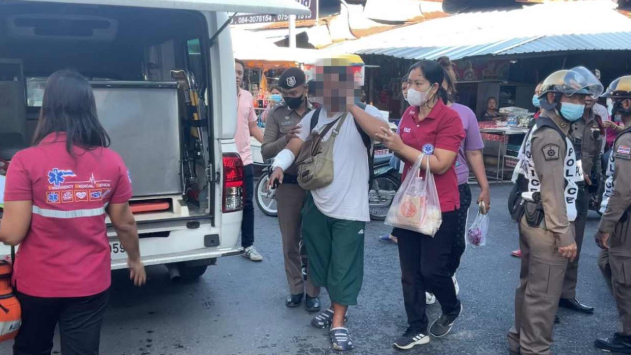 ศึกแย่งที่ หนุ่มขอบริจาคซื้อโลงแทงวณิพกตาบอด เหตุยึดทำเลทองกลางตลาด 