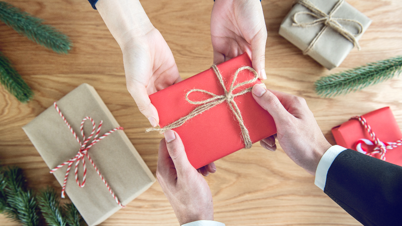 ครม. เห็นชอบร่างระเบียบการให้หรือรับของขวัญของเจ้าหน้าที่รัฐฉบับใหม่