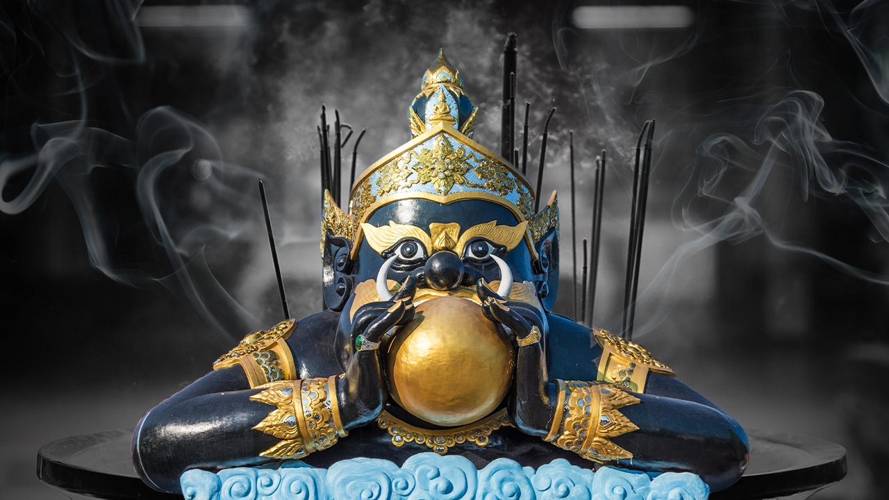 คาถาบูชาพระราหู คืนวันลอยกระทง 2565 ช่วยขจัดปัดเป่า แคล้วคลาด ปลอดภัย