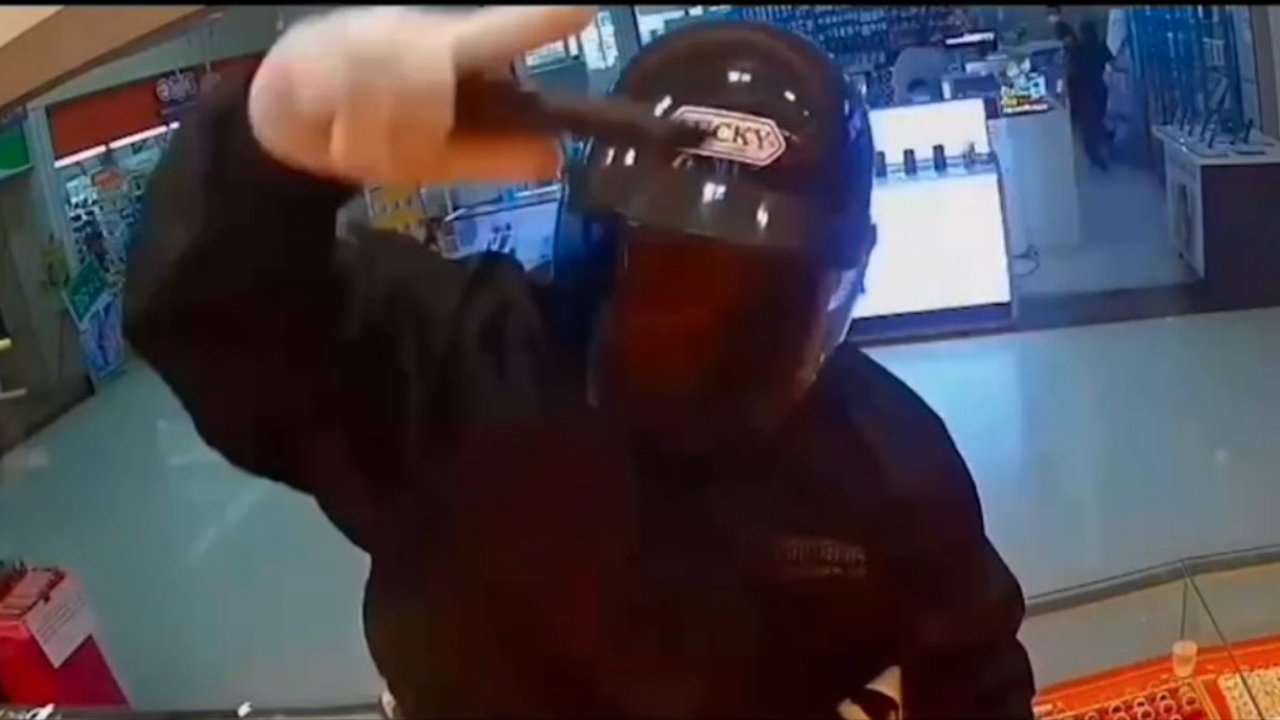 ตร.อยุธยาเร่งล่าโจรชิงทอง 80 บาท พบใช้เส้นทางหนีด้านหลัง คาดวางแผนมาดี 