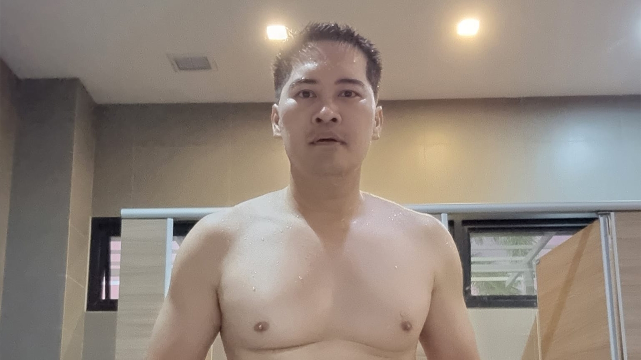 "เต้" เสียใจ กกต.ไม่ให้ว่ายน้ำข้ามเจ้าพระยาช่วยคนน้ำท่วม บอกอุตส่าห์ซ้อม (คลิป)