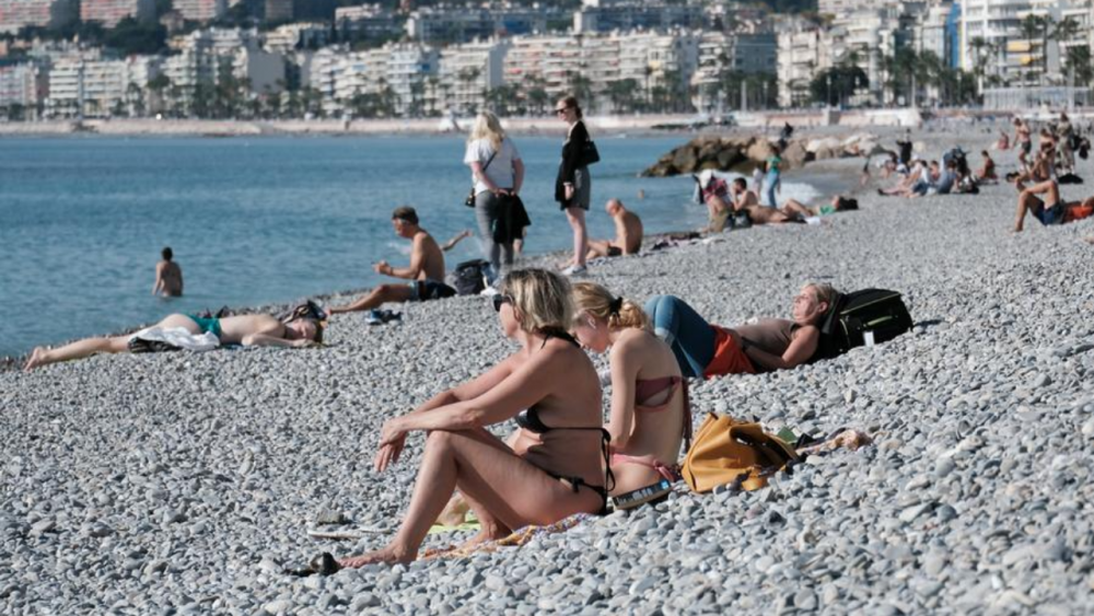 ฝรั่งเศสเผยปีนี้หนัก เจอเดือนตุลาคมที่ร้อนสุดในรอบ 70 ปี