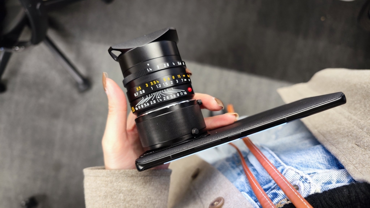 เปิดตัว Xiaomi 12S Ultra สมาร์ทโฟนเวอร์ชันต้นแบบที่รองรับเลนส์ Leica M-Series