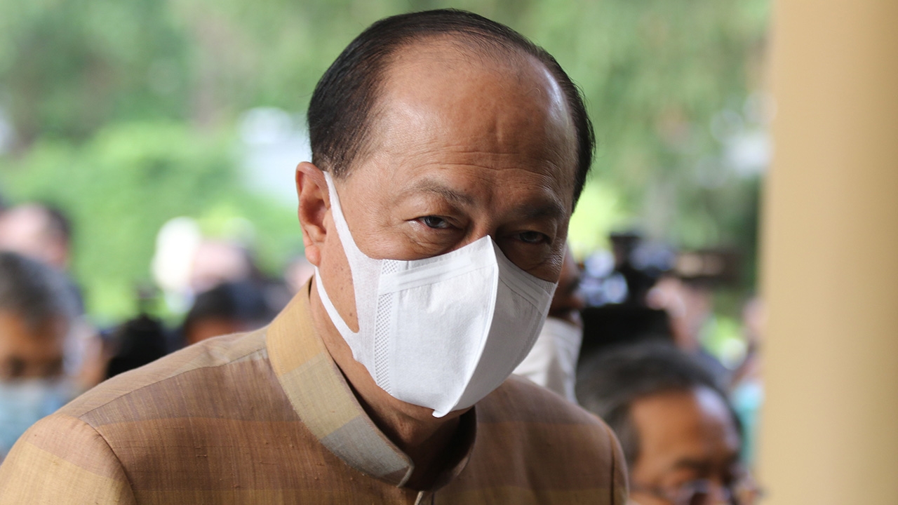 "อนุพงษ์" พร้อมเลิกกฎหมายขายแผ่นดิน สภาฯ เอกฉันท์ ชงรัฐบาลทำประชามติแก้ รธน.