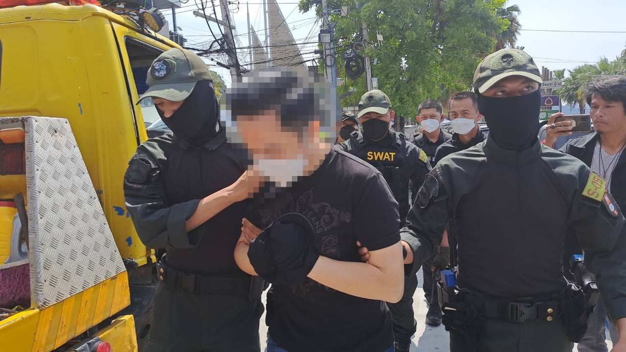 จับ "กู๋เอี๋ยว" เจ้าของตัวจริงผับคลับวัน พัทยา พบเป็นต่างด้าวสวมบัตร ปชช.