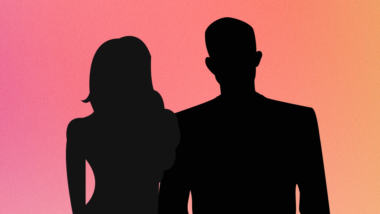 เพจดังแฉ คู่รักดาราหวิดเลิกกัน ชาวเน็ตแห่ทาย อักษรย่อมาเพียบ ไม่ได้มีคู่เดียว