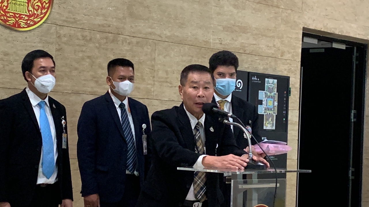 "เสรีพิศุทธ์" ซัด ”ประยุทธ์” เลิกกฎหมาย ขายแผ่นดิน ชี้ที่ทำเพราะหนี้มาก