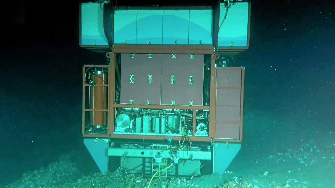 เรือวิทยาศาสตร์ใต้ทะเลจีนบรรลุเป้าหมาย