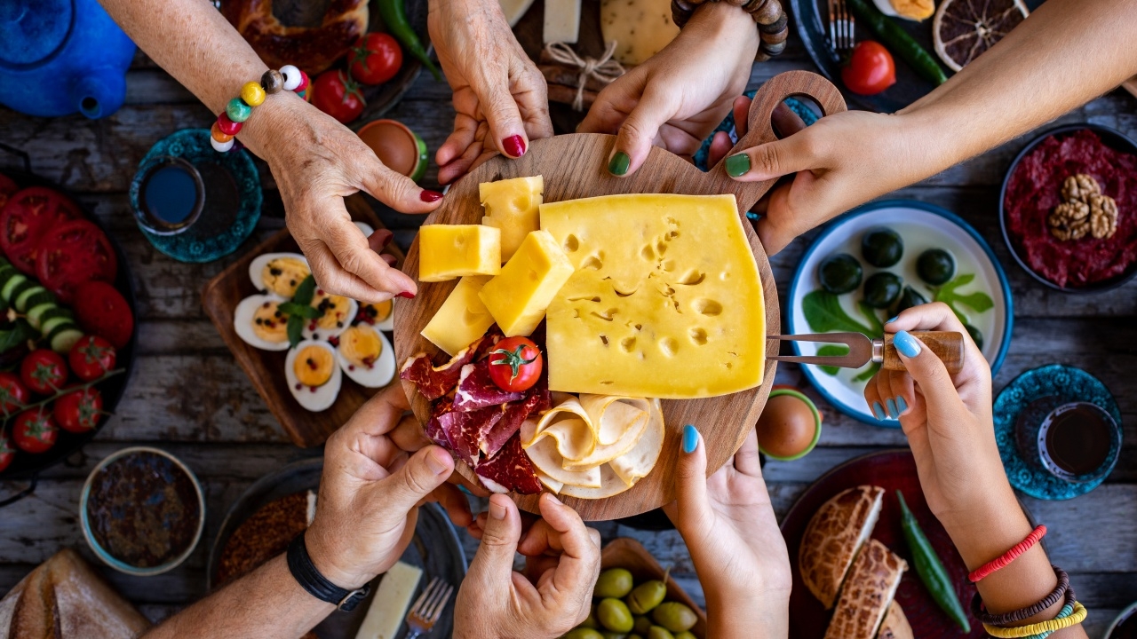 รู้จัก "ชีสบอร์ด (Cheese board)" คืออะไร จากกระแสดังใน TikTok