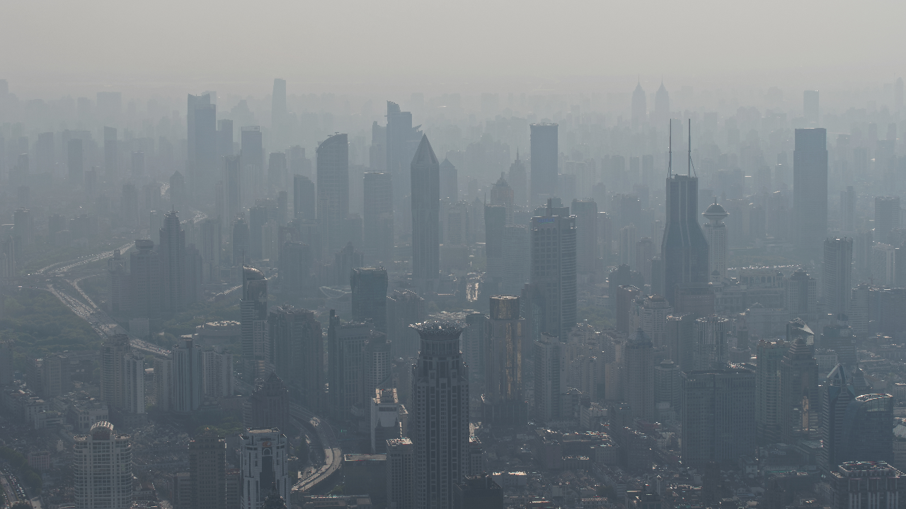 เช้านี้ กทม.-ปริมณฑล ลมนิ่ง ค่าฝุ่น PM 2.5 ขยับขึ้น แต่ยังอยู่ในเกณฑ์มาตรฐาน