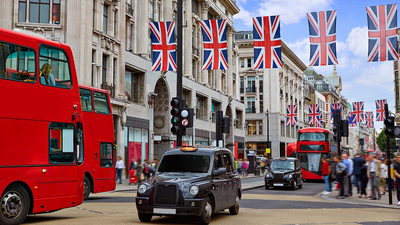 ทำไมผู้ดีอังกฤษตกต่ำได้ขนาดนี้