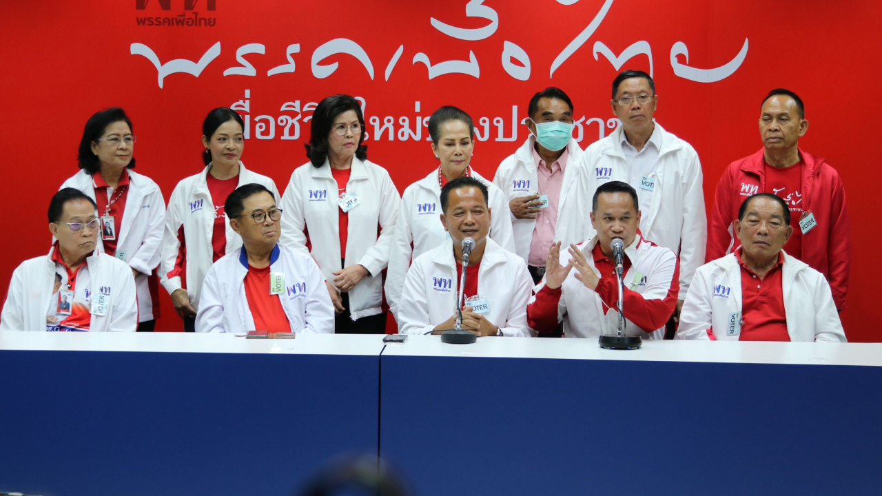 ส.ส.อีสานเพื่อไทย ลั่นเอาผิด “ครูแก้ว” แน่ ฉุน ด่าไอ้โง่หยามคนทั้งจังหวัด