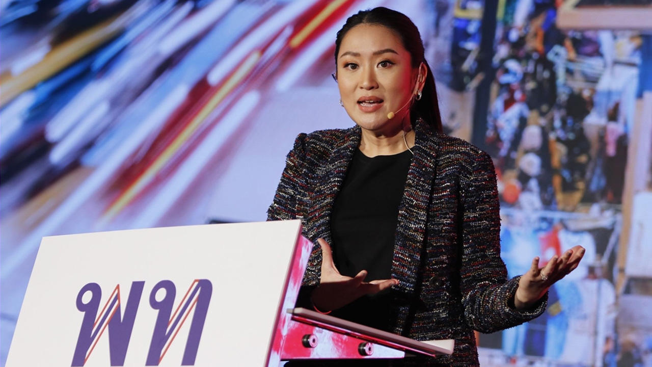 เพื่อไทยโมดิฟายมุกเก่าให้ทันสมัยขึ้น