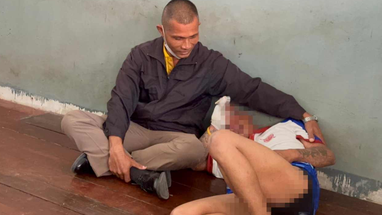 เครียดเมียทิ้ง พ่อบุกหาลูกสาว 8 ขวบ กอดร้องไห้โฮลั่นโรงเรียน 