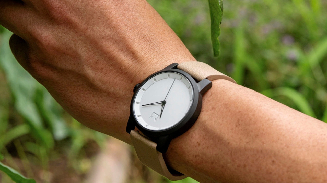 Majestik เปิดพรีออเดอร์ นาฬิกาพลังงานแสงอาทิตย์ สไตล์มินิมอล