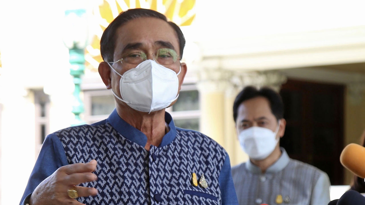 "บิ๊กตู่" นำปลุกสำนึกต้านคอร์รัปชัน กก.ชูนโยบายปฏิรูปราชการ "สนธยา" แซะคู่กัด