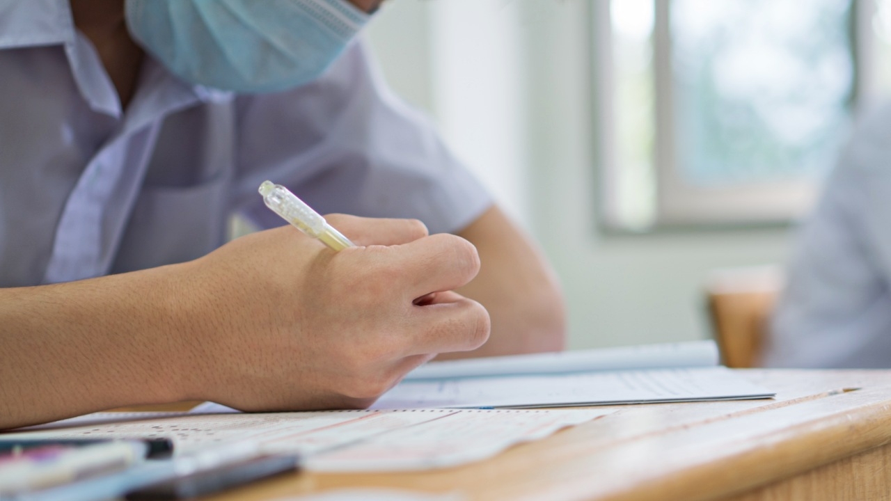 สรุปดราม่า ปมข้อสอบ TGAT "เมนูไหนทำโลกร้อนน้อยที่สุด" ทปอ. ยันมีคำตอบ